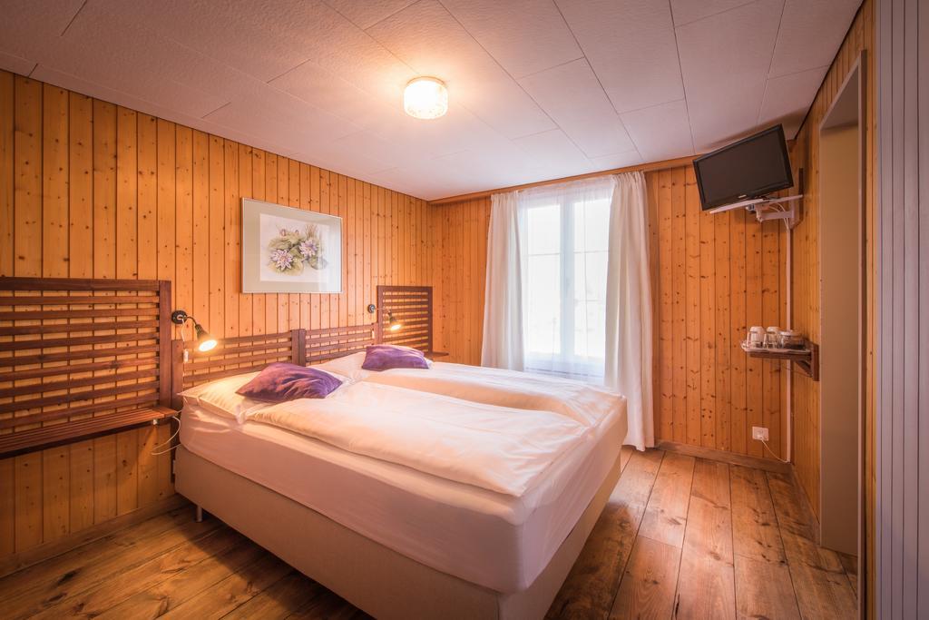 Hotel Tell And Apartments Unterseen Exterior photo